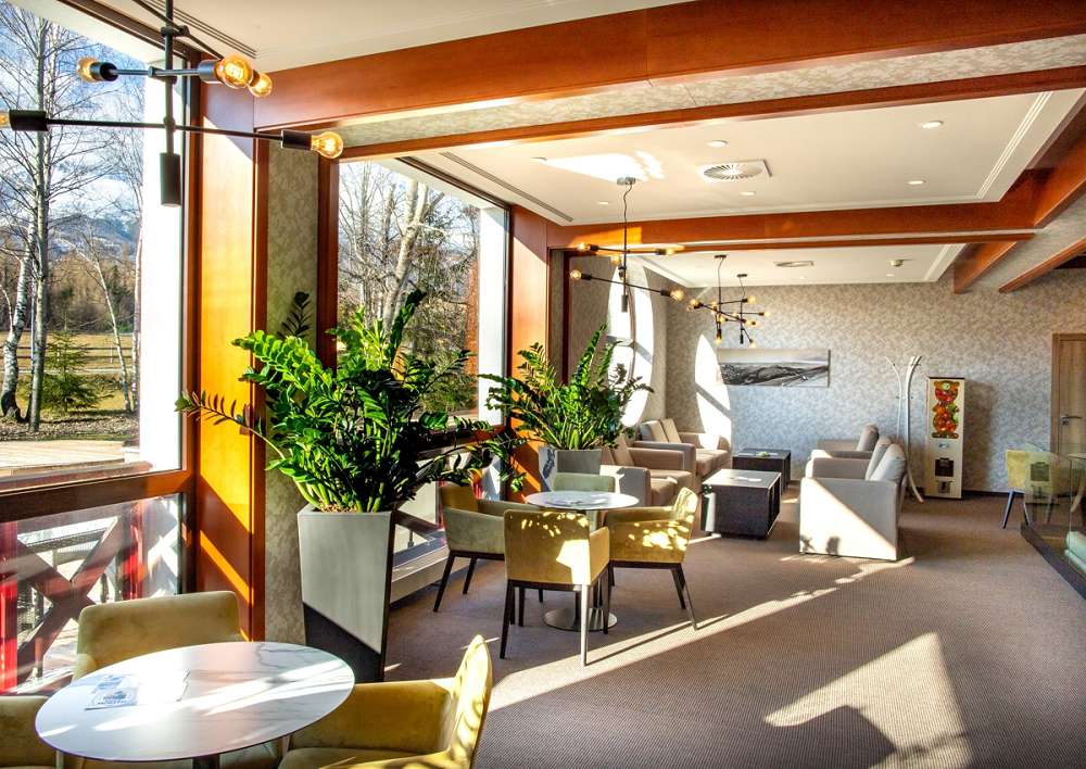 Montáž tapiet od Horus Trade v Hoteli Hubert, Gerlachov