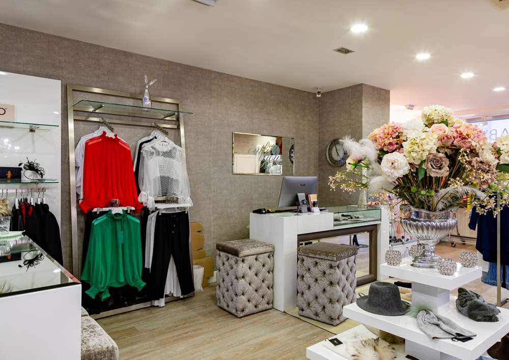 Projekt Boutique Outfit4You Bratislava – tapety Arte Mahlia a Camengo Ondine Velvet | Horus Trade