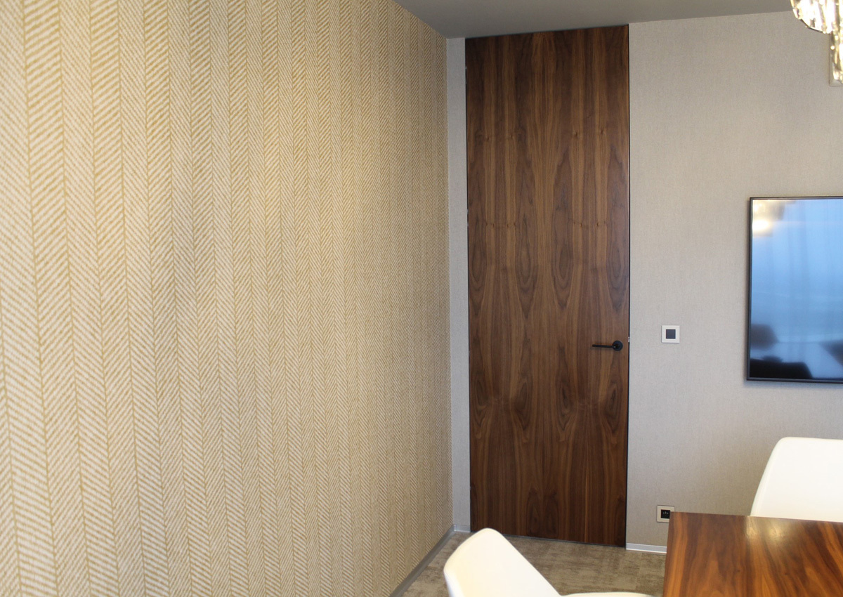 Projekt IFC Media Bratislava – tapety Arte Flamant Caractere a Les Unis, záclony Vescom a Rioma | Horus Trade