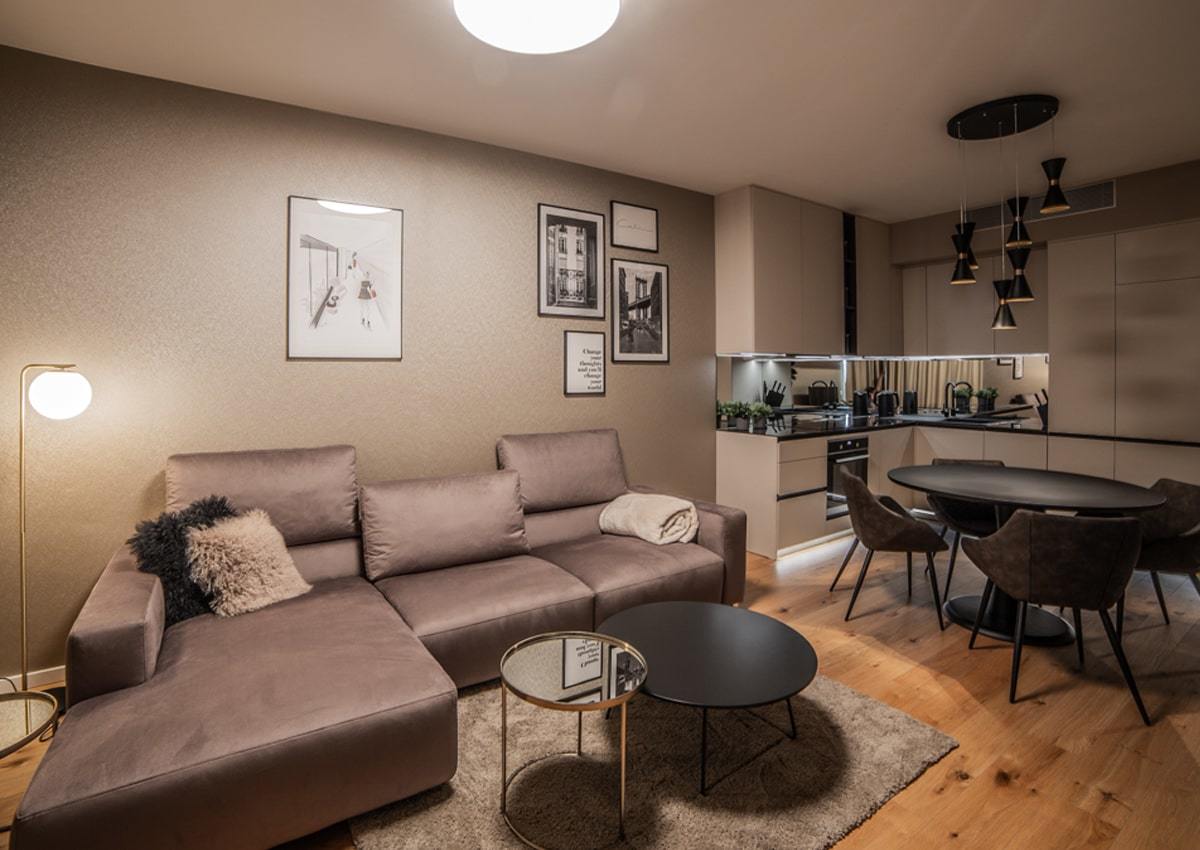 Byt L Skypark Bratislava – tapeta Valencia Vescom, realizácia Horus Trade